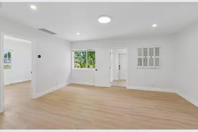 2943 NW 13th Street, Fort Lauderdale, FL 33311 - Photo 5