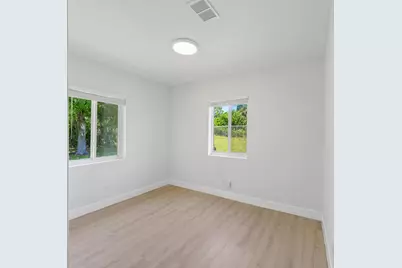 2943 NW 13th Street, Fort Lauderdale, FL 33311 - Photo 17