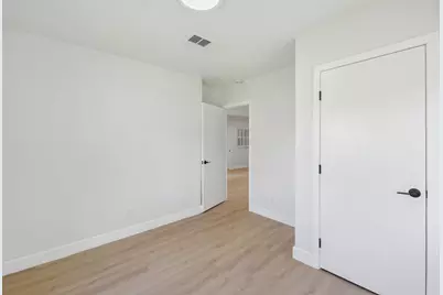 2943 NW 13th Street, Fort Lauderdale, FL 33311 - Photo 19