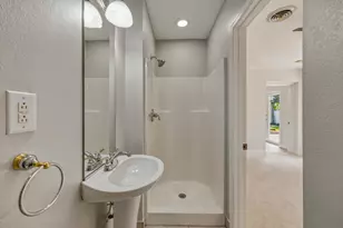 284 Allenwood Dr, Lauderdale by the Sea, FL 33308 - Photo 15
