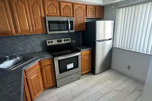 3000 Presidential Way, West Palm Beach, FL 33401 - Photo 3