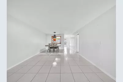 417 SW Natura Avenue #B, Deerfield Beach, FL 33441 - Photo 9