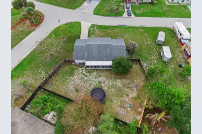 1802 SE Vesthaven Court, Port Saint Lucie, FL 34952 - Photo 35