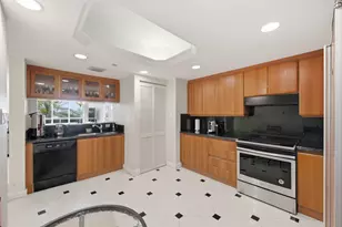 9595 Collins Ave, Surfside, FL 33154 - Photo 11