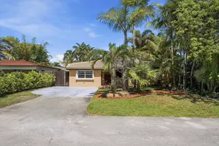 4650 NE 2nd Ave, Oakland Park, FL 33334 - Photo 1