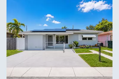 262 SW 8th Street, Dania Beach, FL 33004 - Photo 1