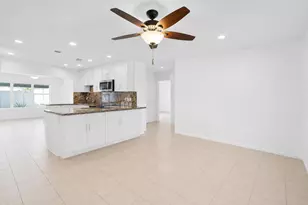 262 SW 8th St, Dania Beach, FL 33004 - Photo 13