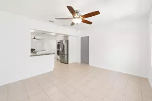 262 SW 8th St, Dania Beach, FL 33004 - Photo 11