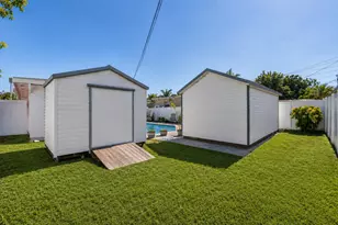 262 SW 8th St, Dania Beach, FL 33004 - Photo 23