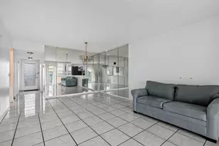 650 SW 124th Terrace, Pembroke Pines, FL 33027 - Photo 3