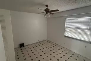 650 SW 124th Terrace, Pembroke Pines, FL 33027 - Photo 9