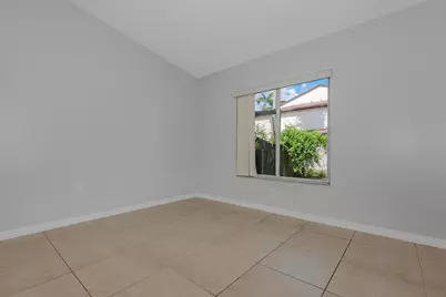 3838 SW 48th Avenue #3838, Hollywood, FL 33023 - Photo 9