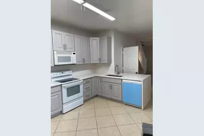3909 Tree Top Drive #3909, Weston, FL 33332 - Photo 3