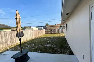 3344 Plaza Pl, Lake Worth, FL 33462 - Photo 23