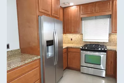 5200 NE 3rd Terrace, Fort Lauderdale, FL 33334 - Photo 9