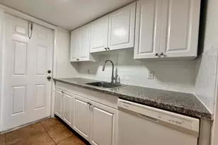 1671 NE 33rd St, Pompano Beach, FL 33064 - Photo 5