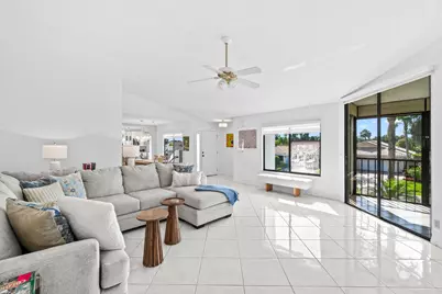 7533 Glendevon Lane #905, Delray Beach, FL 33446 - Photo 5