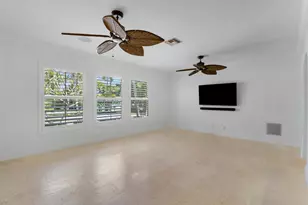19931 Jasmine Dr, Jupiter, FL 33469 - Photo 9