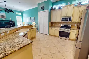 11206 SW Apple Blossom Trail, Port Saint Lucie, FL 34987 - Photo 19