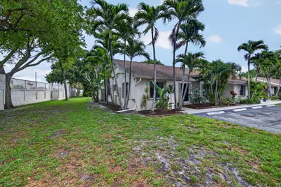 3068 S Oakland Forest Drive #806, Oakland Park, FL 33309 - Photo 41