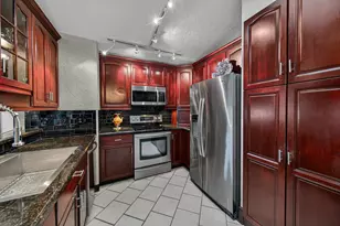 3068 S Oakland Forest Dr, Oakland Park, FL 33309 - Photo 3