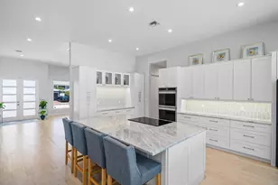 830 NE 72nd St, Boca Raton, FL 33487 - Photo 9