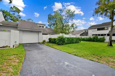 12875 Spinnaker Lane, Wellington, FL 33414 - Photo 15