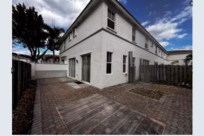 15746 SW 41st Street, Miramar, FL 33027 - Photo 11