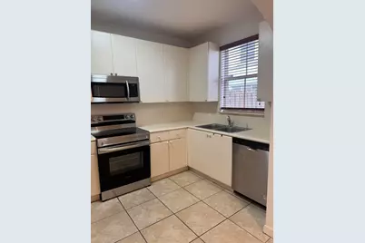 15746 SW 41st Street, Miramar, FL 33027 - Photo 13