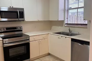 15746 SW 41st St, Miramar, FL 33027 - Photo 13