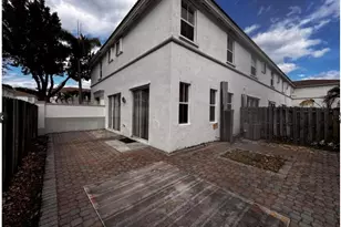 15746 SW 41st St, Miramar, FL 33027 - Photo 11