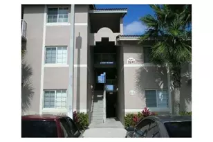 3241 Sabal Palm Manor, Davie, FL 33024 - Photo 3