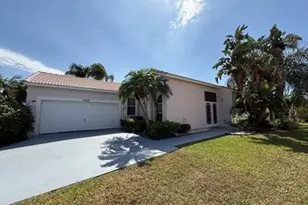 10839 Madison Dr, Boynton Beach, FL 33437 - Photo 3