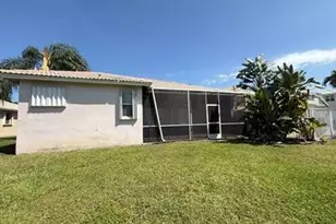 10839 Madison Dr, Boynton Beach, FL 33437 - Photo 9
