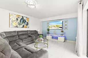 7813 78th Way, West Palm Beach, FL 33407 - Photo 11