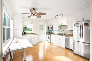 114 Cascade Ln, Palm Beach Shores, FL 33404 - Photo 7