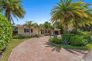 884 NW 6th Dr, Boca Raton, FL 33486 - Photo 3