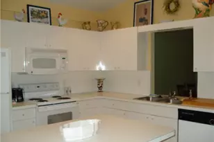 1141 Mulberry Pl, Wellington, FL 33414 - Photo 3