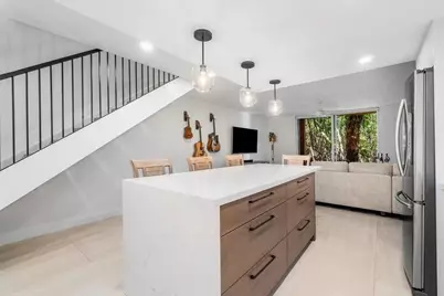 1100 Scotia Drive #105, Hypoluxo, FL 33462 - Photo 3