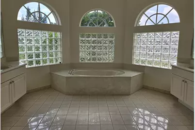 2926 E Fontana Court, Royal Palm Beach, FL 33411 - Photo 11