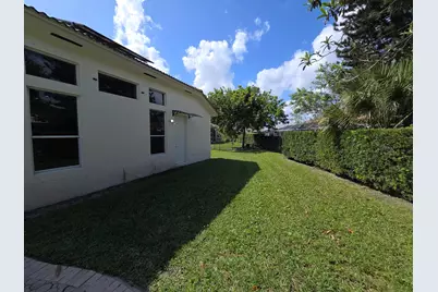 2926 E Fontana Court, Royal Palm Beach, FL 33411 - Photo 29