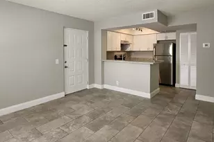 700 Executive Center Dr, West Palm Beach, FL 33401 - Photo 7