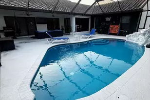 7670 Live Oak Dr, Coral Springs, FL 33065 - Photo 7