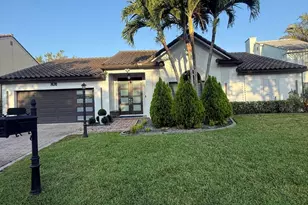 7670 Live Oak Dr, Coral Springs, FL 33065 - Photo 1