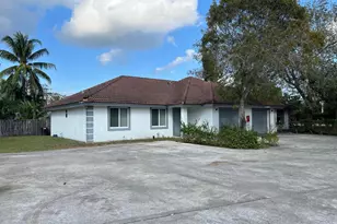13671 Yarmouth Ct, Wellington, FL 33414 - Photo 21