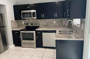 13671 Yarmouth Ct, Wellington, FL 33414 - Photo 5