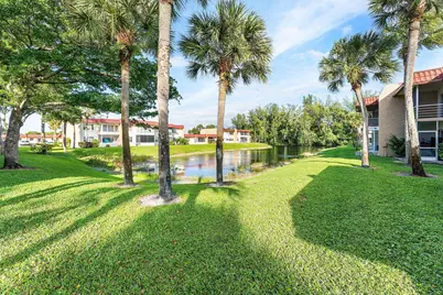 201 Lake Dora Drive, West Palm Beach, FL 33411 - Photo 17