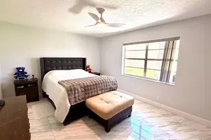 201 Lake Dora Dr, West Palm Beach, FL 33411 - Photo 11