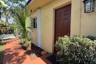 803 NE 2nd Ave, Delray Beach, FL 33444 - Photo 1