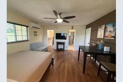 803 NE 2nd Avenue #Studio, Delray Beach, FL 33444 - Photo 3
